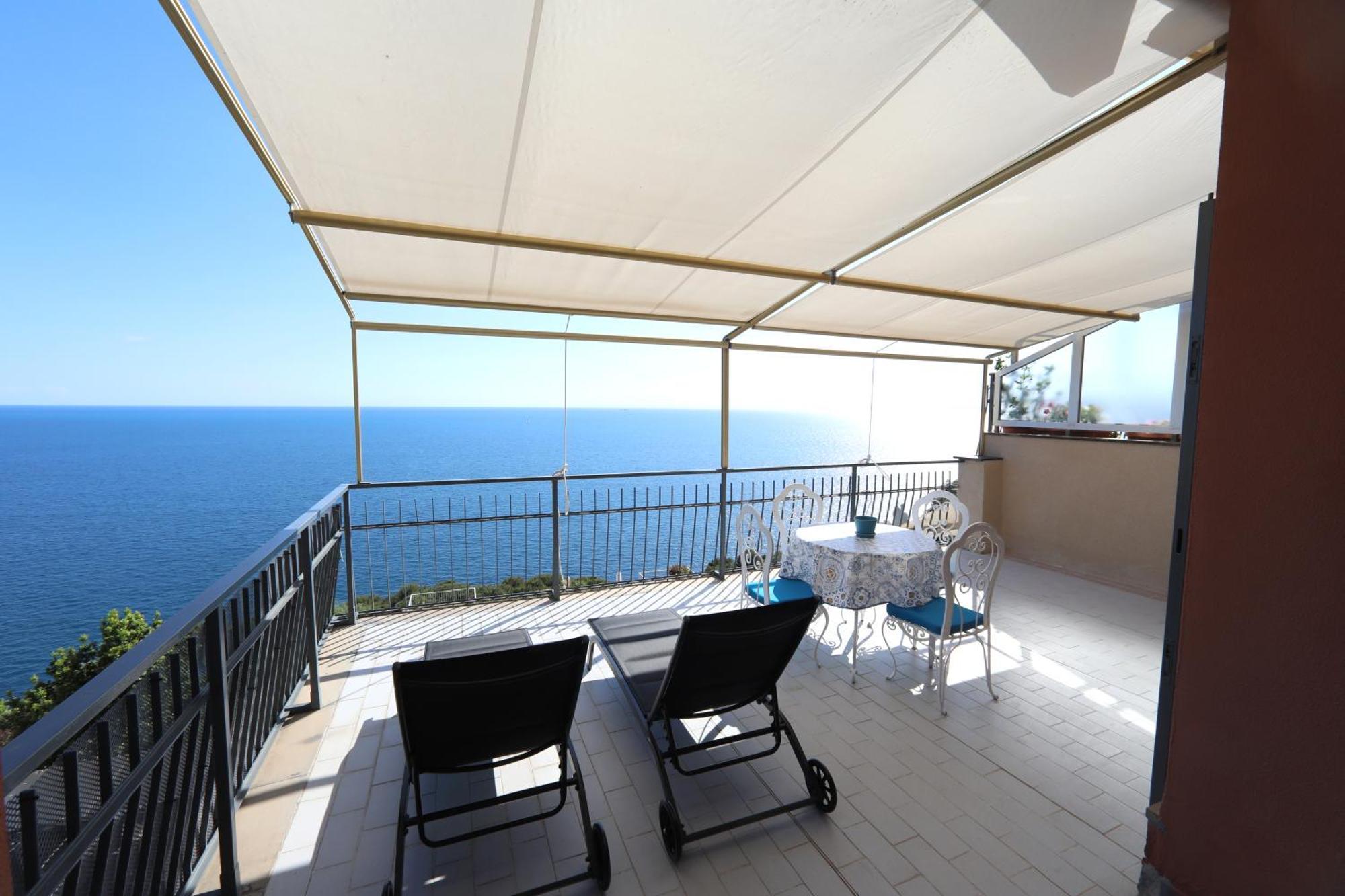 Polanesi Sea View Home Sori Exterior photo